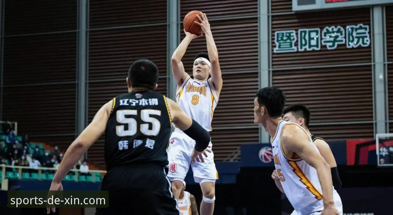 德信体育全球赛事 山西97-94险胜青岛横扫晋级 vs 挑战卫冕冠军广厦:谁能笑到最后?